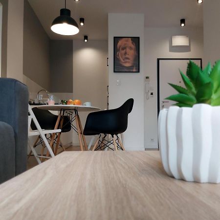 Chill Apartments Expo Slawinska 바르샤바 외부 사진